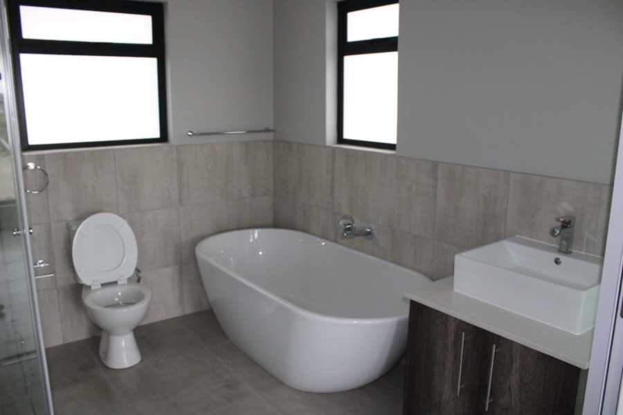 3 Bedroom Property for Sale in Kidds Beach Eastern Cape